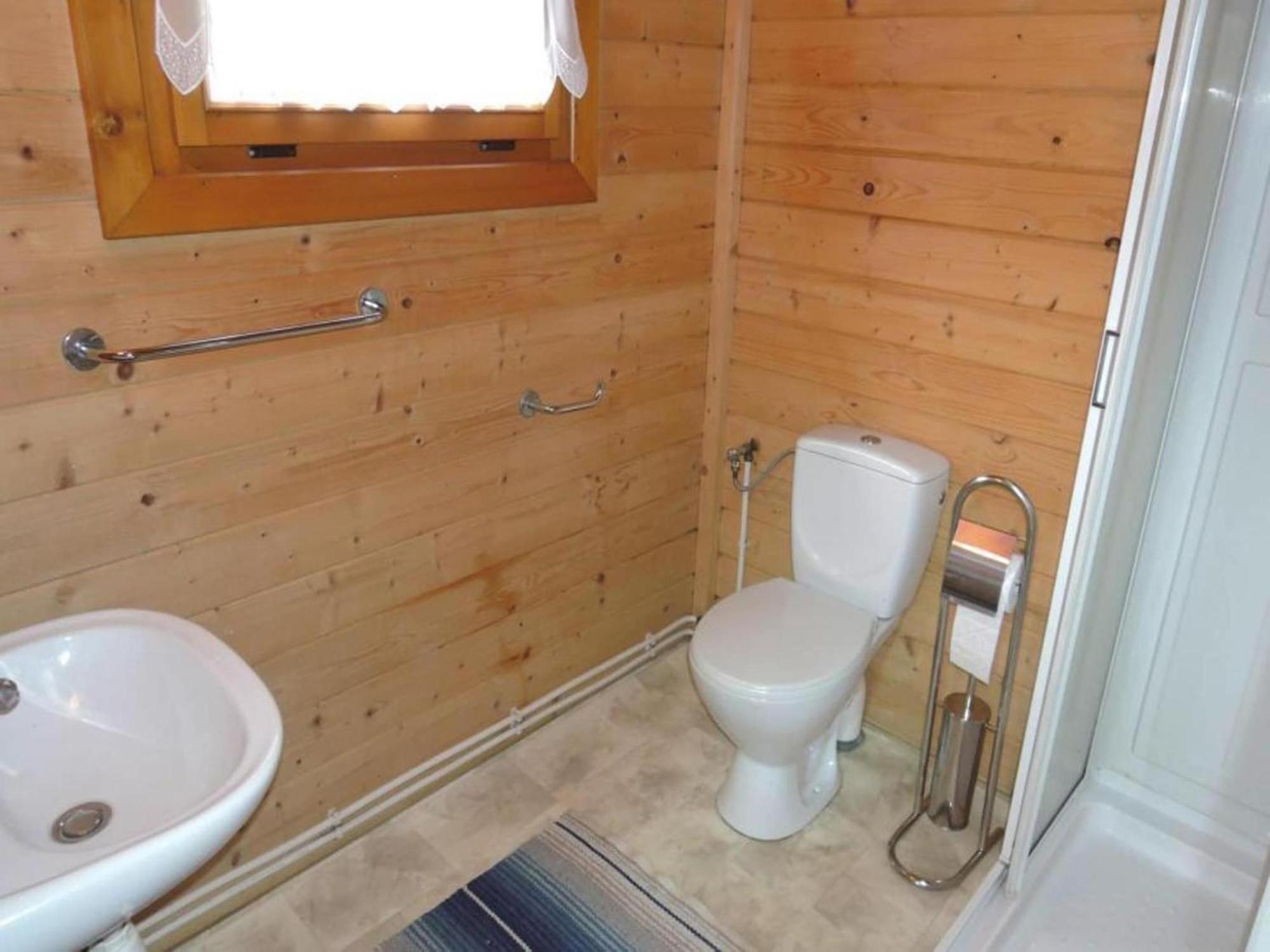 Bungalow In Lubin At 300 M From The Lake Exterior photo