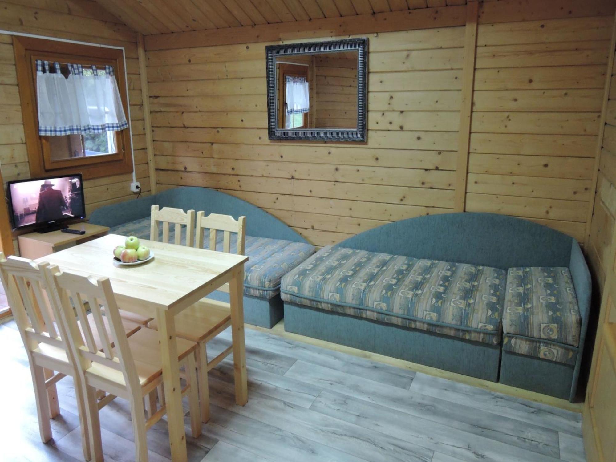 Bungalow In Lubin At 300 M From The Lake Exterior photo